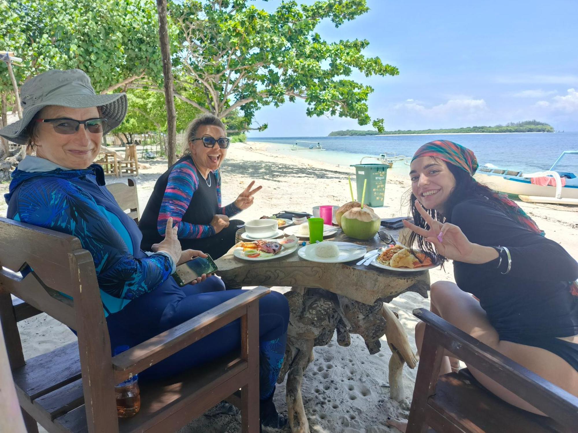 Yellow Coco Gili Gede מראה חיצוני תמונה